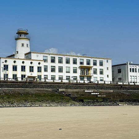 Hotel De Zeevaartschool 弗利辛恩 外观 照片