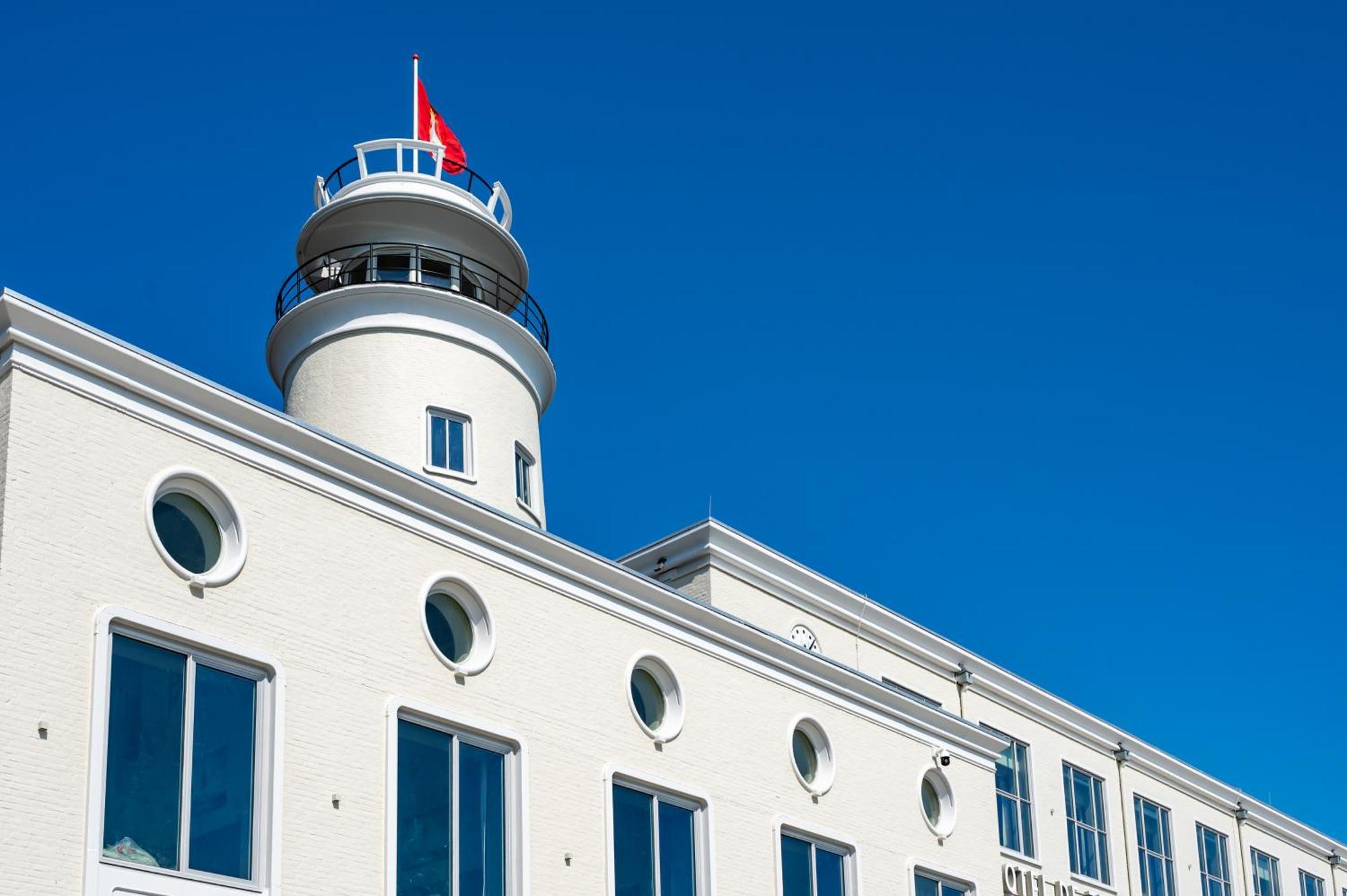 Hotel De Zeevaartschool 弗利辛恩 外观 照片